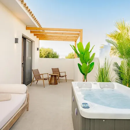 Anar Luxury Villa