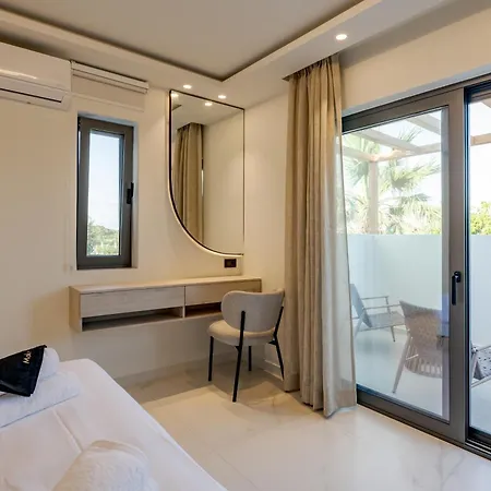 Anar Luxury Kalamákion