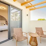 Anar Luxury Kalamákion