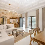 Villa Anar Luxury *