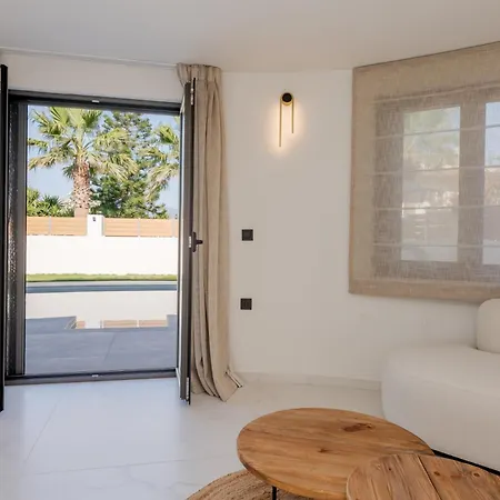 Anar Luxury Villa