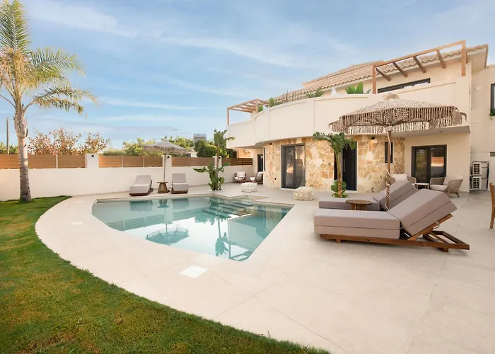 Anar Luxury * Kalamákion