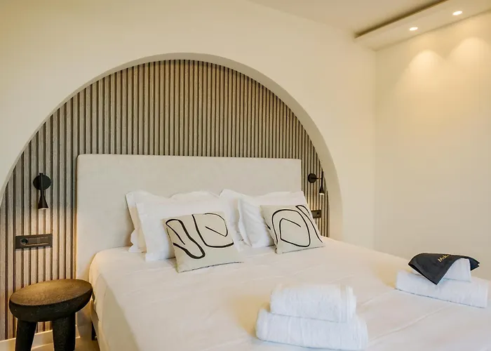 Anar Luxury Kalamákion