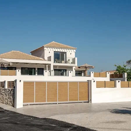 Anar Luxury *