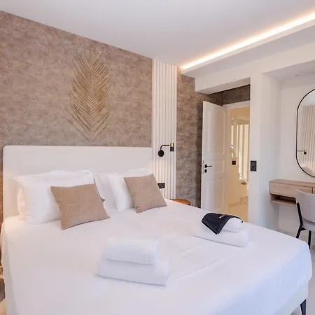 Anar Luxury Καλαμάκι