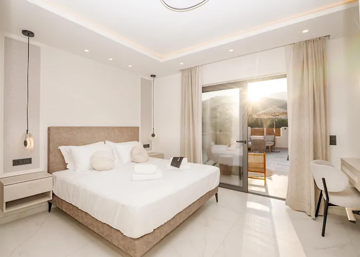 Anar Luxury *